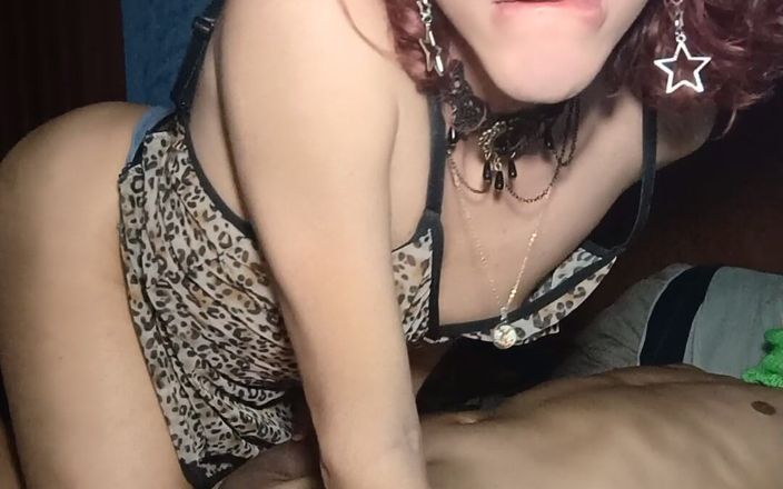 Femboy from Colombia: Aku sangat senang menikmati semuanya saat ini