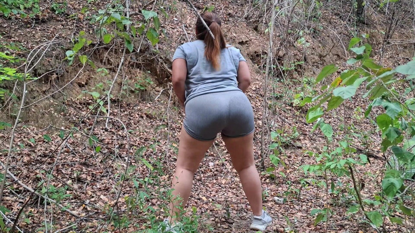 Big Ass Latina's Twerk Outdoors (SugarPose) Big Ass Latina's Twerk Outdoors (SugarPose)