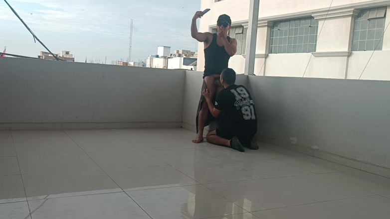 Bare skin man: En La Azotea