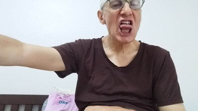 Big uncut hard cock: Tongue Shows Fuck My Big Cock
