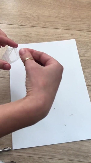 Rolling Stones Feet: Toenail clipping dutch young girl