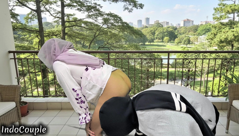 Indo Couple: Una moglie monella con il velo che ama tradire mi...