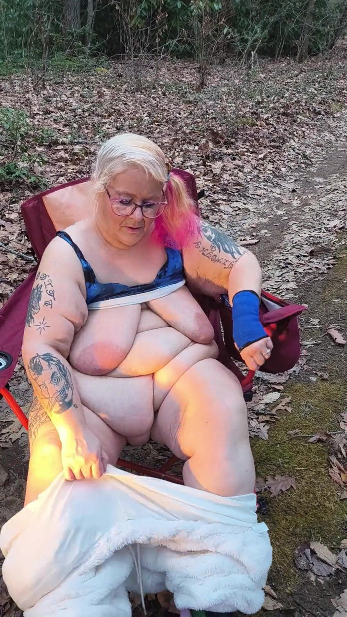 HerculesnVENUS: Bolehkah saya membuka pakaian dan memancut ke dalam kucai?