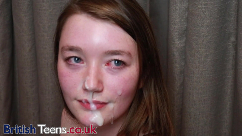 British Teens: 정액으로 뒤덮인 대학생