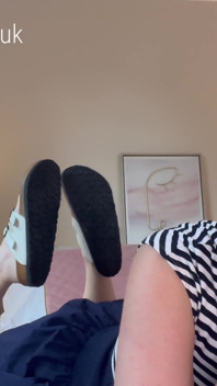 Birkenstock a foot fetiš potěšení od vaší přítelkyně