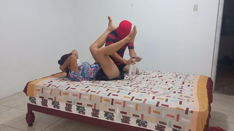 Martin13: Uwielbiam to, gdy penis mojego przyrodniego brata pieści wewnątrz mojej...