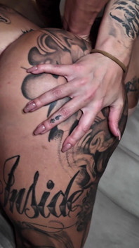 Caliente culona brasileña tatuada áspera follada y corrida Thawany Alves