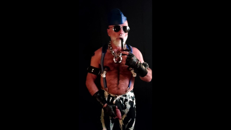 MusclesCigarsFFPig: Pompaggio del capezzolo