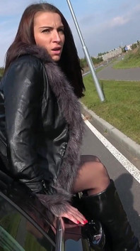 Děvka bude šukat kdekoli - Swhores