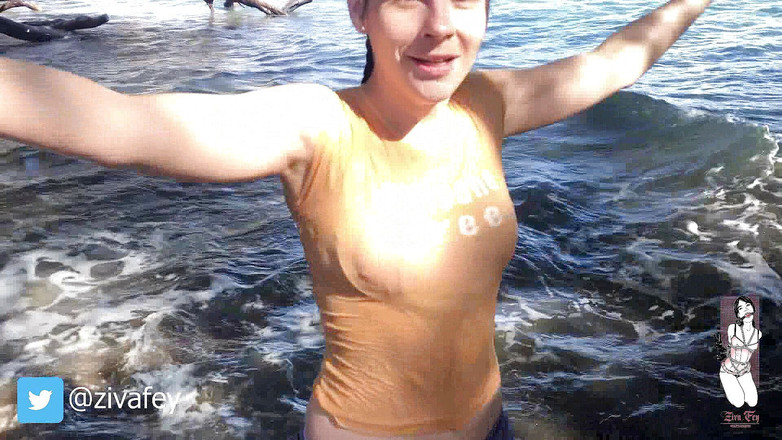 Ziva Fey: Ziva Fey - zvlhne úplně oblečená v oceánu