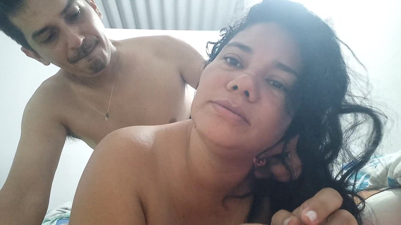 Valkyrieandluigy: Minha namorada é uma princesa submissa que ama paus grandes e...