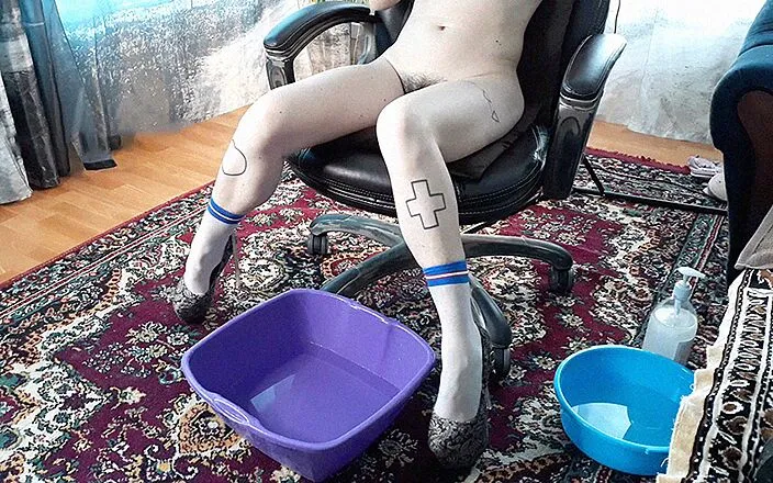 Blowjobs Alice: Dirty feet of a whore