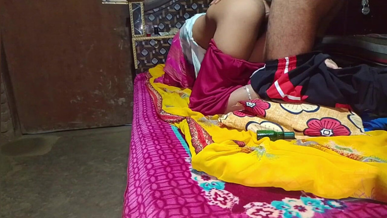 Priya_Sena_26: Bhabhi Ki Baid Par Thook Lagake Gaand Mari