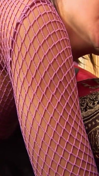 Lux Kocięta scena 2_lesbian para w bieliźnie cieszą się cipkami z wibratorem