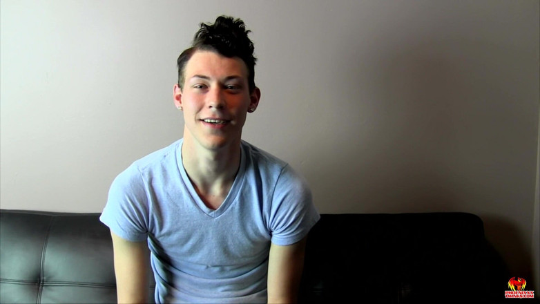 Phoenixxx: Когда твоего бойфренда нету дома...