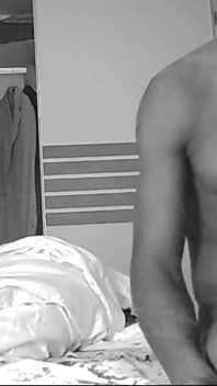 Marido Trae a Su Guardia De Seguridad BBC a Casa Y Mira a Su Esposa Blanca Rendirse Por Completo