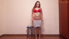 Pantyhose me porn videos: 可爱的女大学生丽莎为不同的连裤袜建模挑逗