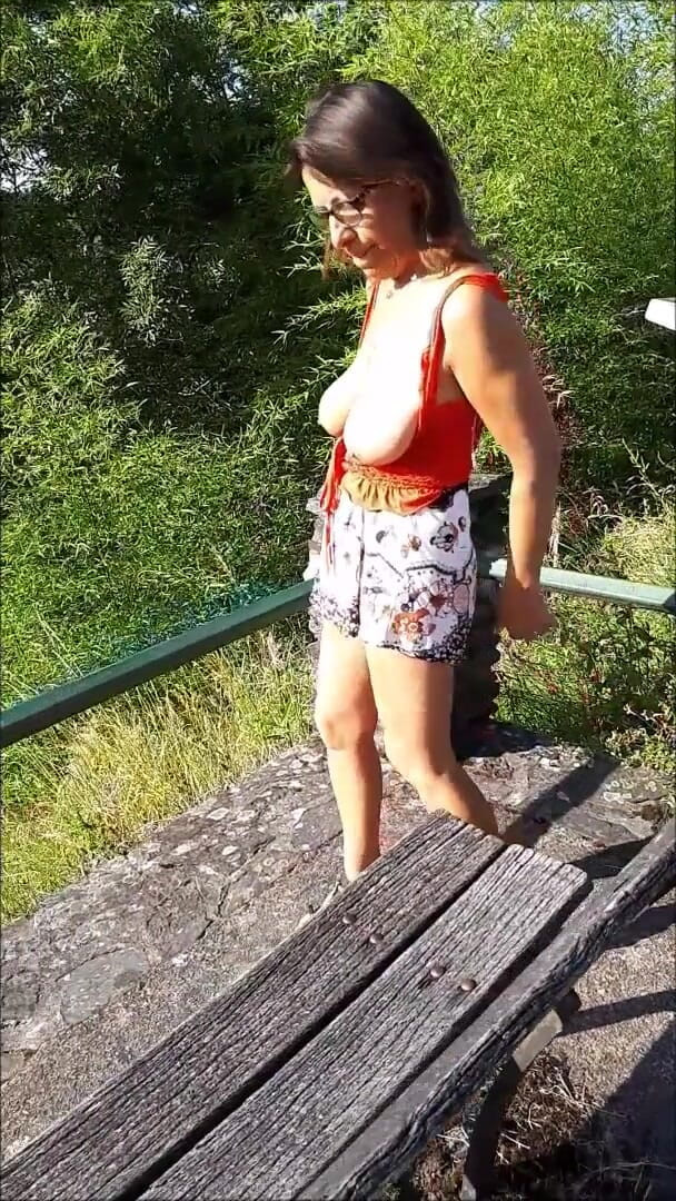 Intim422a: Noemie Compilation 4
