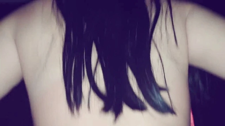 Obsidian22: Mempersiapkan istriku untuk threesome