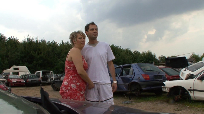 King Of Amateur: Doggystyle MILF by the Mechanic on Duty
