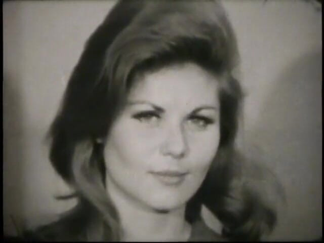 Vintage Usa: Quente vintage milfs sensual tirando a roupa