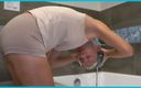 Sex with milf Stella: Feticismo dei capelli e01 Lava i miei capelli con shampooeoe...