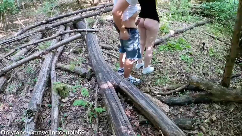 Dream Justin: Gorąca ledwo legalna laska dostaje jebana w lesie, seks w...