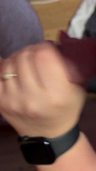 Branlette amateur, suceuse, footjob