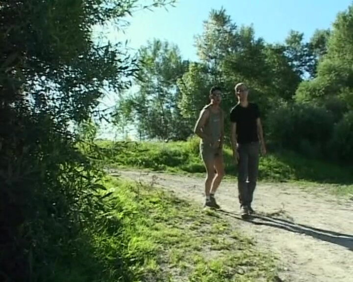 All you need to fuck: 丝袜腿崇拜和戴面具的鸡巴吮吸狂热