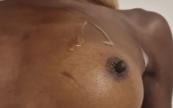 Xeinna Rose: 목요일과 금요일에 웹캠에 나와 함께