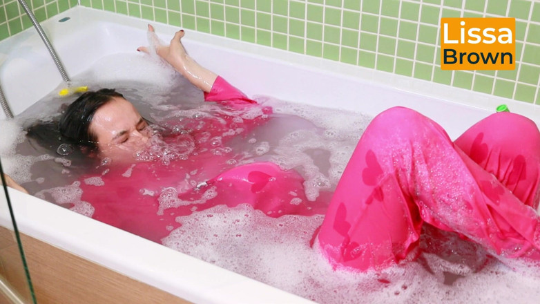 Lissa Brown: Pink Pijamas in Bubble Bath and Balloon