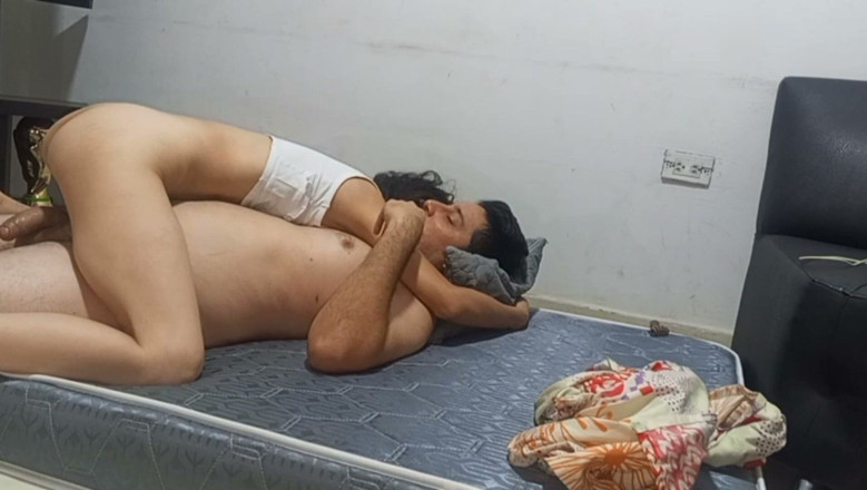 Mr_jhovin: زوجة أبي مثقفة تمارس الجنس مع ابنها بالزواج في الصباح