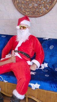 Xmas atm with Santa - cum swallowing