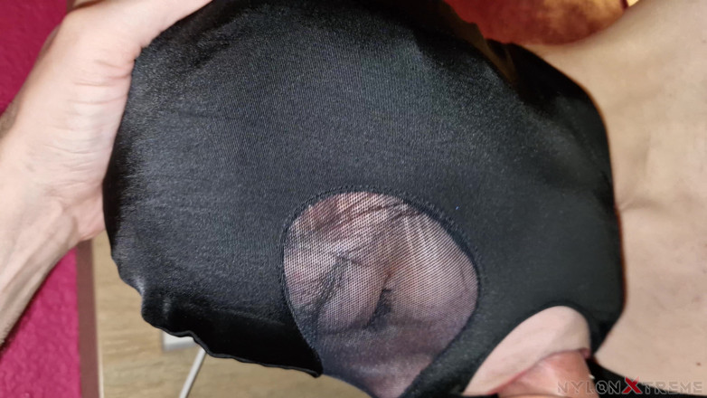 Nylon Xtreme: 第一人称视角 Elena Clark Orange连裤袜性爱