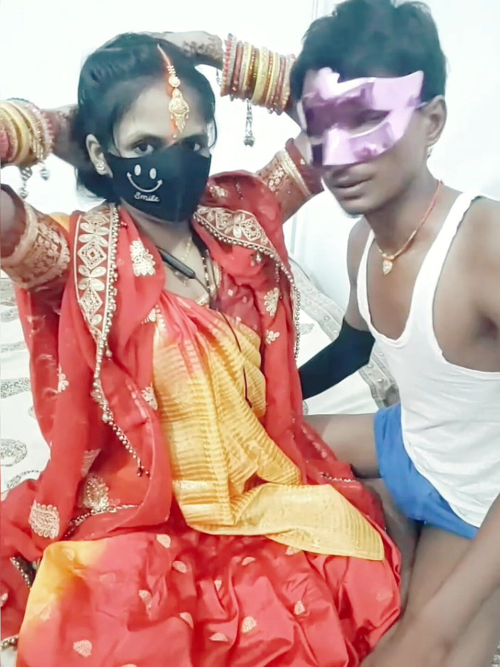 Nisha bhabhi ki chudai: Efter Karwachauth make knulla min mun.