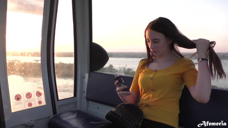 Afemeria: Sex oralny funicular ze spermą w ustach
