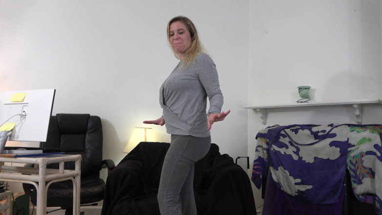 Erin Electra: 배다른 아들의 자지를 원하는 안전하지 않은 새엄마