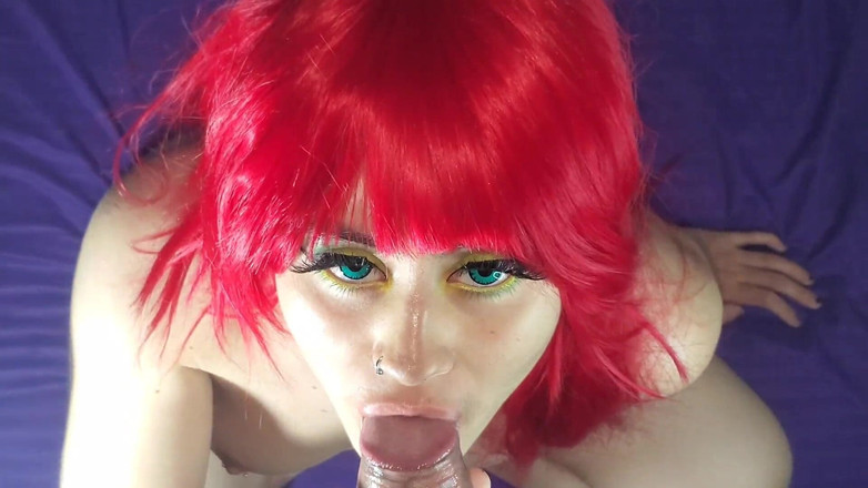 DherlyDoll: A mi linda hijastra le encanta chuparme la polla y...