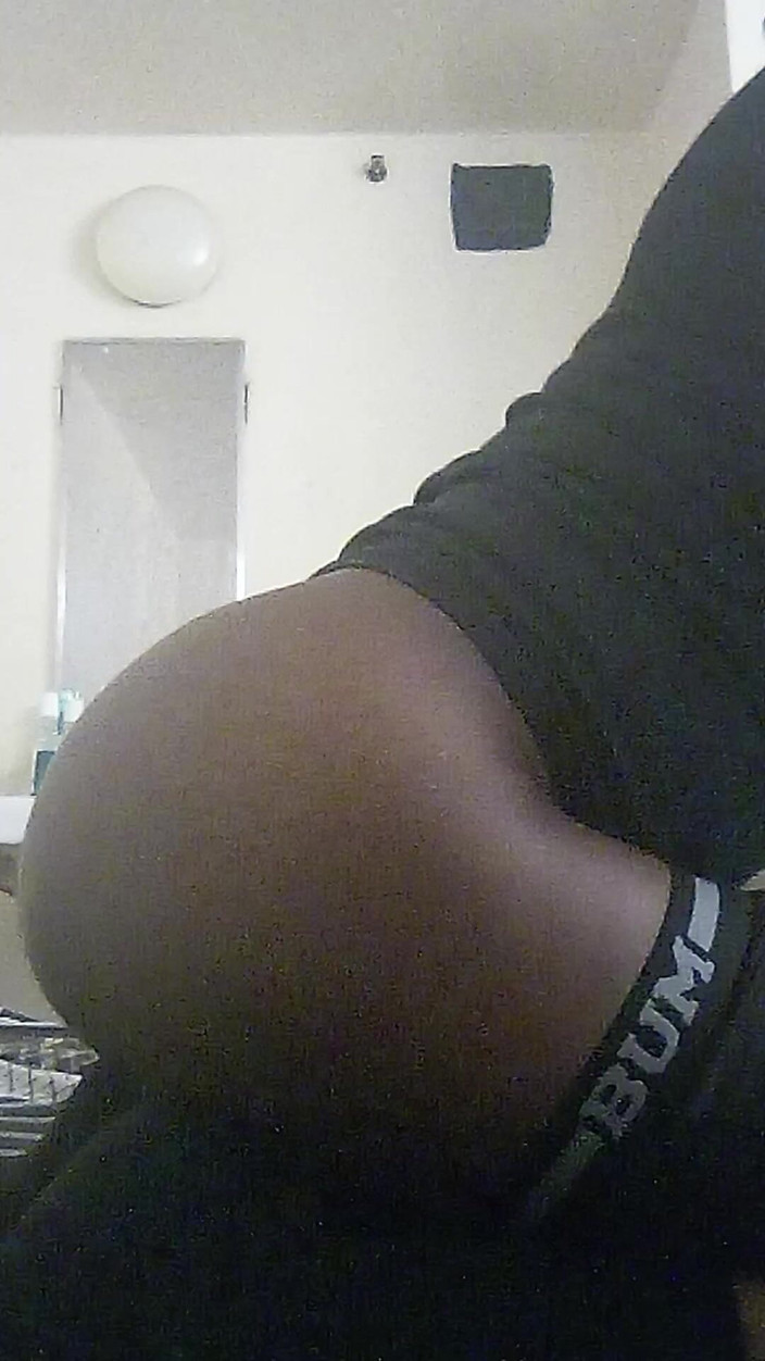SweetDWillie456: Siyah çoraplı seksi itaatkar sıkı deliği kadın oğlan