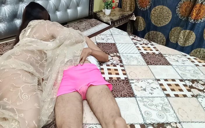MehwishButt: Indische desi mit dicken möpsen, mehwish hintern hart gefickt im...