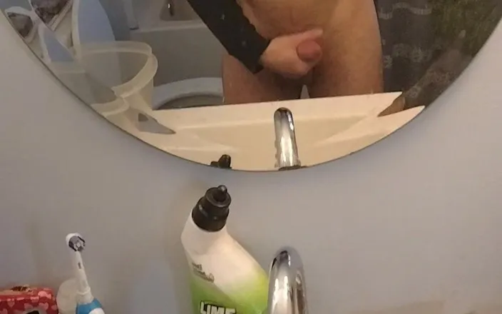 Hungry for cock: Does your cock hang low?