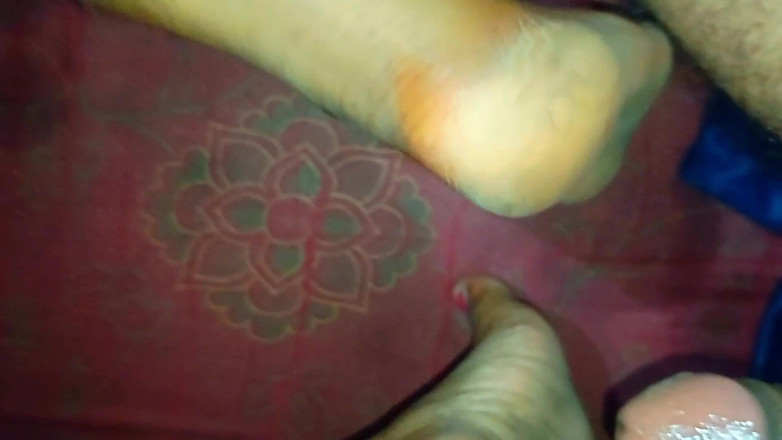 Sexy_girl_nehu: Hintli güzel kadının götü domaltılarak sikiliyor