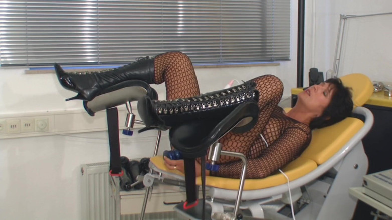 Rubber & Clinic Studio - 1ATOYS: Giant dildos for pussy and asscunt