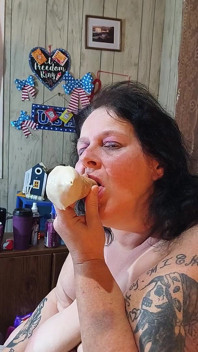 Ice Cream Freak Cone w cipce Ona będzie się skradać