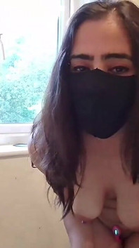 Hide và Sheek khỏa thân đi bộ đến Kithen Didi xem tôi vui vẻ tuyệt vời
