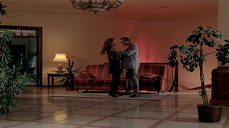 Luxury Erotic Studio: La prima chiamata anale.