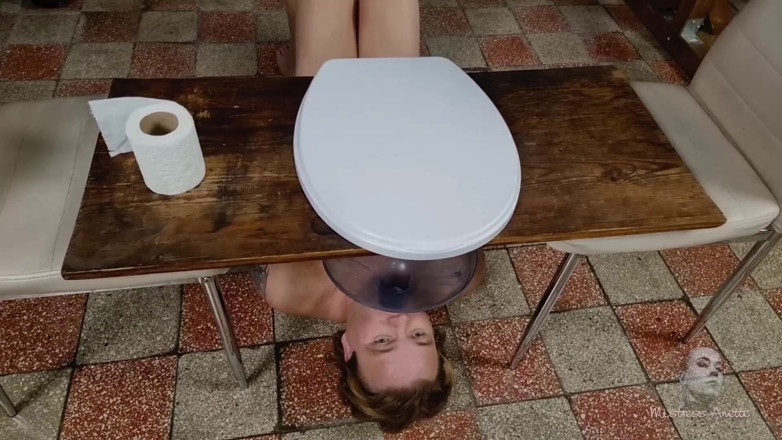 Cruel Anettes fetish world: Pissing compilation 2 - Minnie Manga - Padrona anette - Nikky Thorne - Piscio - Figa...