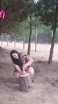 Recoping Woods Sexy Stepmom Outdoors