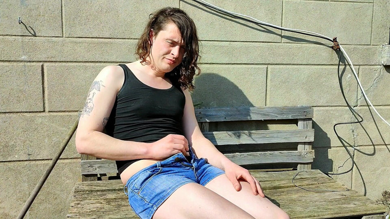 Sara B: Sara outdoor masturbation