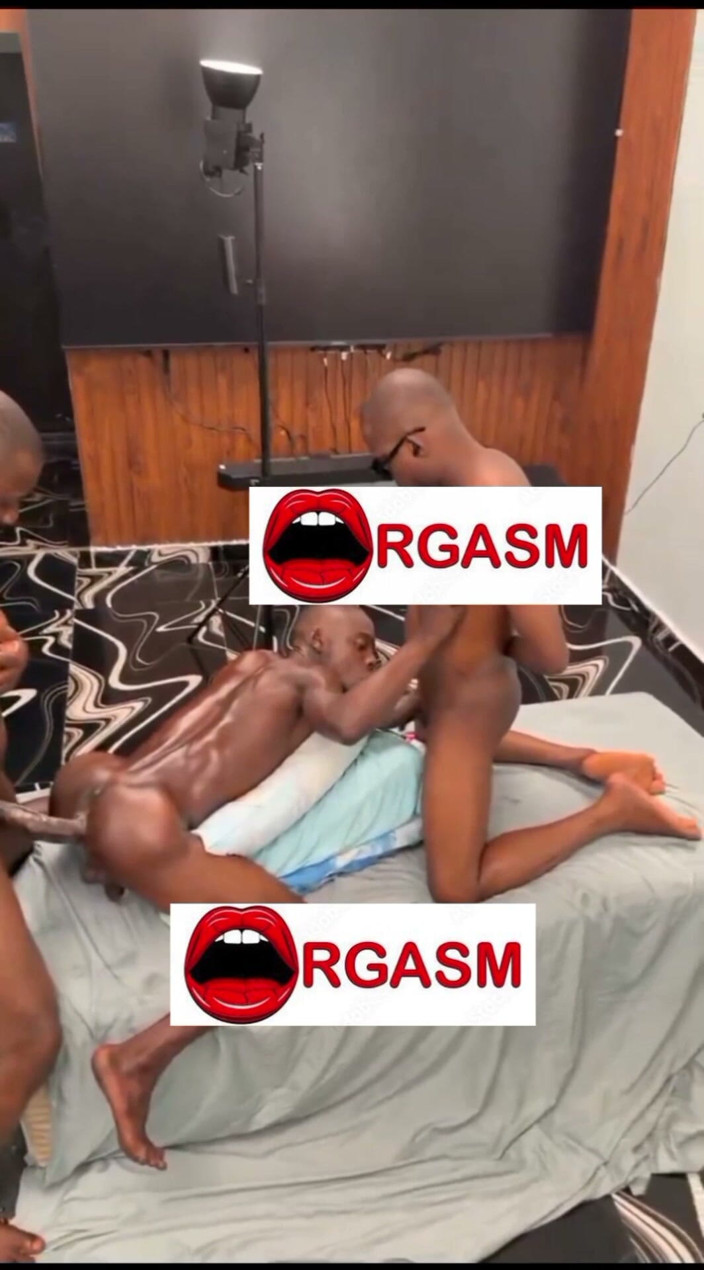 Sweetass132: Tații fac sex în patru cu vecinul